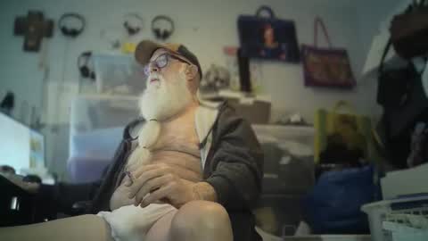 bigjeff01 online show from January 6, 2026, 4:11 pm