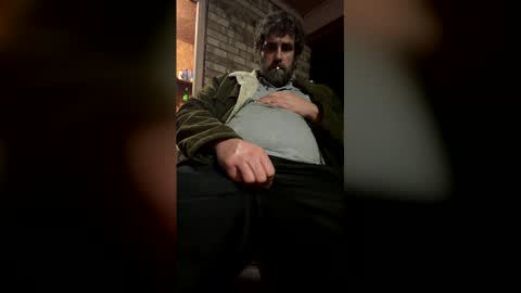 Snapshot of bigjohnson6923 chatting on May 8, 2026, 4:18 am bigjohnson6923 online show from May 8, 2026, 4:18 am
