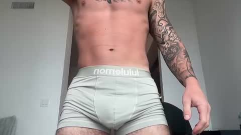 Snapshot of bigjonnnnnn chatting on July 6, 2026, 8:00 pm BIGJONNNNN online show from July 6, 2026, 8:00 pm