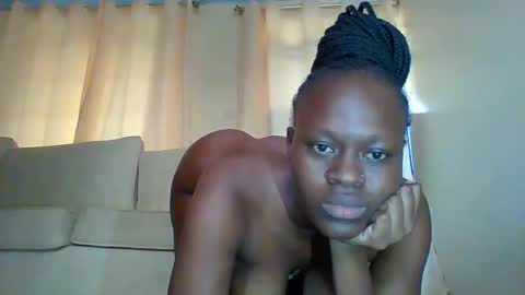 pretty online show from May 19, 2026, 4:19 am