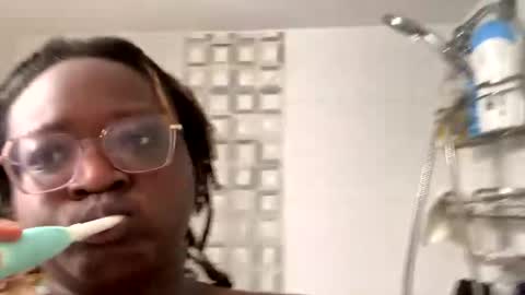 bigkittyraven online show from February 10, 2026, 3:38 pm