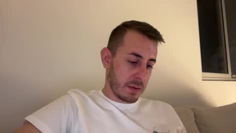 Snapshot of bigonehott chatting on February 3, 2025, 11:58 pm online show from February 3, 2025, 11:58 pm