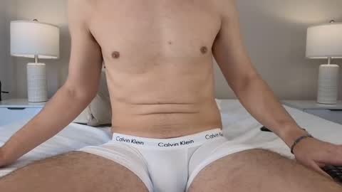 Snapshot of bigonehott chatting on March 6, 2025, 3:35 pm online show from March 6, 2025, 3:35 pm