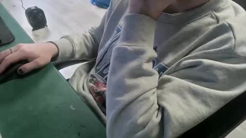 bigpeepdude online show from April 2, 2026, 10:46 am