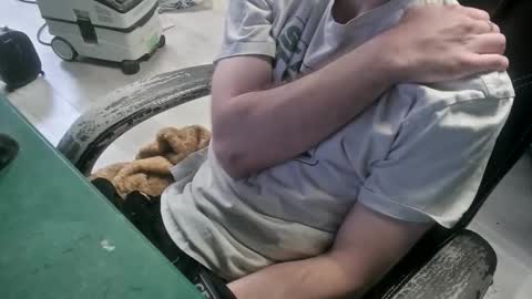 bigpeepdude online show from April 23, 2026, 12:04 pm