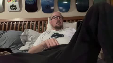 bigruboutski online show from February 2, 2025, 6:04 am