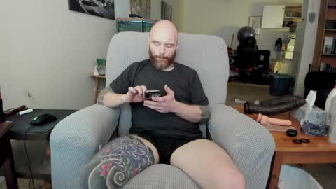 Sean pronounced Shon online show from April 10, 2026, 4:01 pm