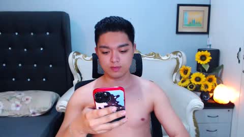 Snapshot of bigshowforyouxx chatting on February 20, 2025, 10:16 am Jay online show from February 20, 2025, 10:16 am