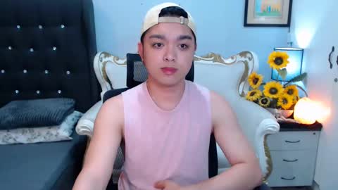 Snapshot of bigshowforyouxx chatting on February 22, 2025, 10:29 am Jay online show from February 22, 2025, 10:29 am