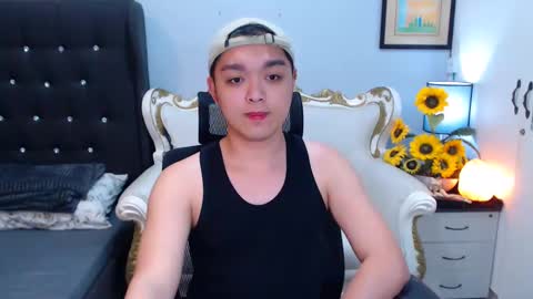 Snapshot of bigshowforyouxx chatting on February 24, 2025, 10:37 am Jay online show from February 24, 2025, 10:37 am