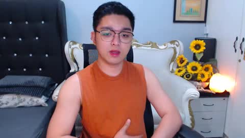 Snapshot of bigshowforyouxx chatting on February 25, 2025, 8:14 am Jay online show from February 25, 2025, 8:14 am