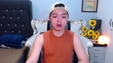 Snapshot of bigshowforyouxx chatting on February 27, 2025, 7:01 am Jay online show from February 27, 2025, 7:01 am