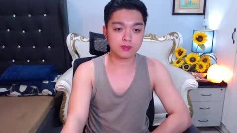 Snapshot of bigshowforyouxx chatting on March 2, 2025, 2:00 pm Jay online show from March 2, 2025, 2:00 pm