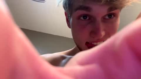 Snapshot of bigskinnyboyshh chatting on December 12, 2024, 5:52 am bigskinnyboyshh online show from December 12, 2024, 5:52 am