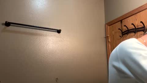 Snapshot of bigskinnyboyshh chatting on February 24, 2026, 4:32 am bigskinnyboyshh online show from February 24, 2026, 4:32 am