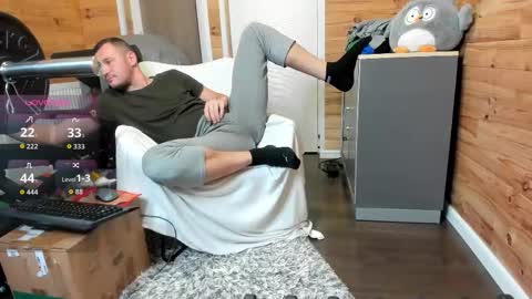 bigsshark online show from November 15, 2025, 11:21 pm