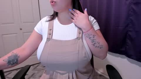 Snapshot of bigt3ti chatting on January 16, 2025, 1:37 am Nubia online show from January 16, 2025, 1:37 am