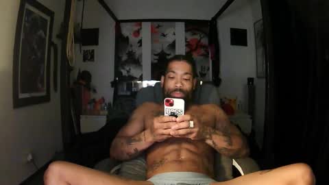 Snapshot of bigtawkz chatting on October 20, 2025, 10:10 pm bigtawkz online show from October 20, 2025, 10:10 pm