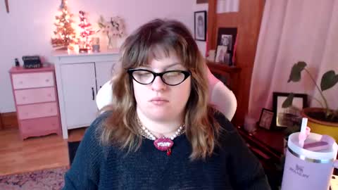 Morgan Lafeuille online show from December 19, 2024, 12:02 am