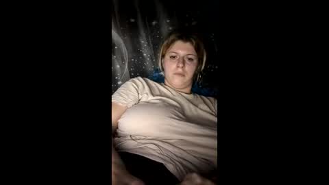 Snapshot of bigtitslala chatting on December 2, 2025, 8:15 pm bigtitslala online show from December 2, 2025, 8:15 pm