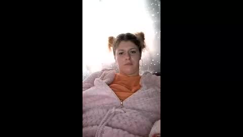 Snapshot of bigtitslala chatting on December 5, 2025, 11:30 am bigtitslala online show from December 5, 2025, 11:30 am