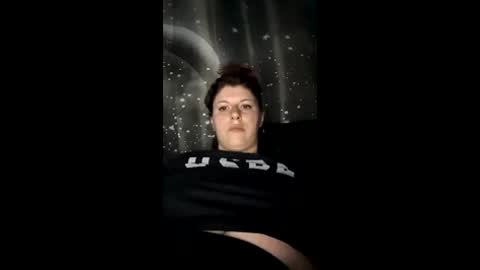 Snapshot of bigtitslala chatting on March 6, 2026, 10:17 pm bigtitslala online show from March 6, 2026, 10:17 pm