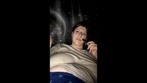 Snapshot of bigtitslala chatting on March 31, 2026, 7:58 pm bigtitslala online show from March 31, 2026, 7:58 pm
