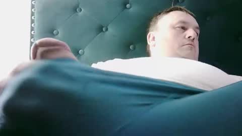 bigtroc3759 online show from April 2, 2026, 1:09 pm