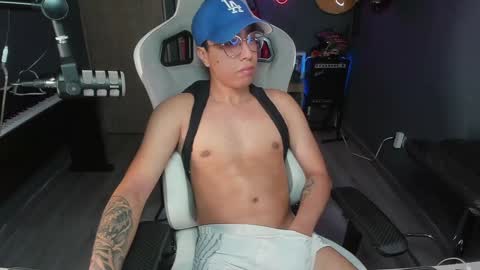 bigxboy96 online show from December 20, 2024, 2:52 am