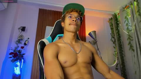 bigxxo online show from March 17, 2026, 1:21 am