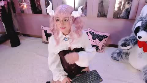 Biizzy online show from April 3, 2026, 3:43 pm