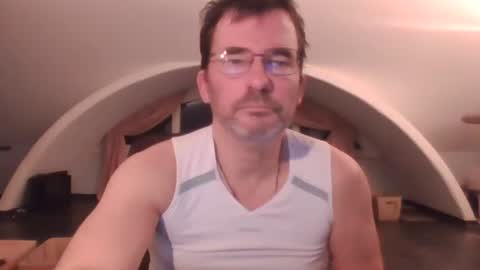 Snapshot of bikertom1988 chatting on January 5, 2025, 4:16 pm bikertom1988 online show from January 5, 2025, 4:16 pm