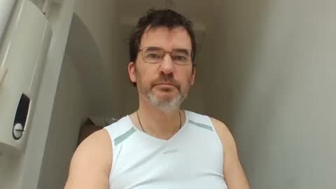 Snapshot of bikertom1988 chatting on February 16, 2025, 12:10 pm bikertom1988 online show from February 16, 2025, 12:10 pm