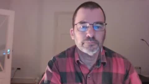 Snapshot of bikertom1988 chatting on March 8, 2025, 5:43 pm bikertom1988 online show from March 8, 2025, 5:43 pm