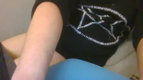 bikiki69 online show from December 16, 2024, 8:05 pm