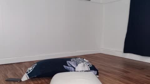 Bilie online show from March 16, 2026, 5:44 am