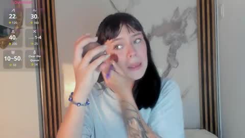 bilie__eilish online show from April 6, 2026, 12:39 pm