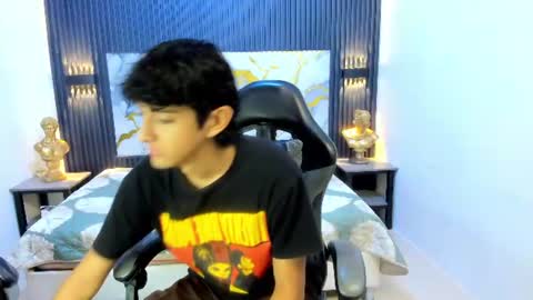 Snapshot of billiejean18 chatting on July 4, 2026, 1:28 pm Billie Jean online show from July 4, 2026, 1:28 pm