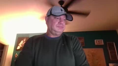 Snapshot of billjames55 chatting on May 14, 2026, 11:39 am billjames55 online show from May 14, 2026, 11:39 am