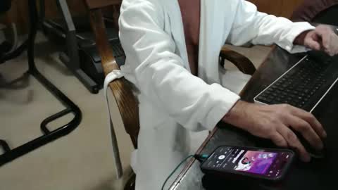 billy471 online show from November 14, 2025, 5:33 pm