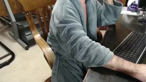 Snapshot of billy471 chatting on February 21, 2026, 2:40 pm billy471 online show from February 21, 2026, 2:40 pm