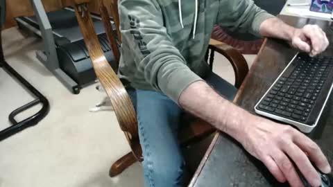 Snapshot of billy471 chatting on February 27, 2026, 8:42 pm billy471 online show from February 27, 2026, 8:42 pm