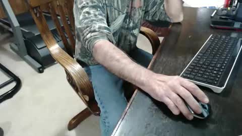 billy471 online show from April 10, 2026, 11:53 pm