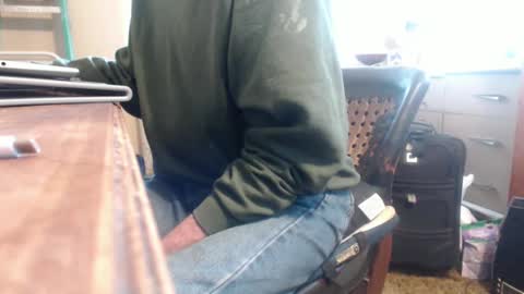 Bimbttm online show from January 17, 2025, 6:44 pm