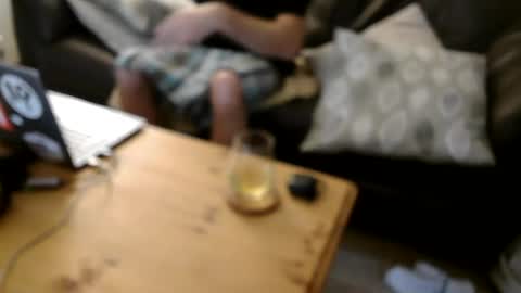 bindmedown online show from October 17, 2025, 8:55 pm