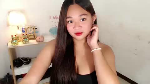 Snapshot of binnie_katchins chatting on November 10, 2025, 9:58 pm binnie_katchins online show from November 10, 2025, 9:58 pm