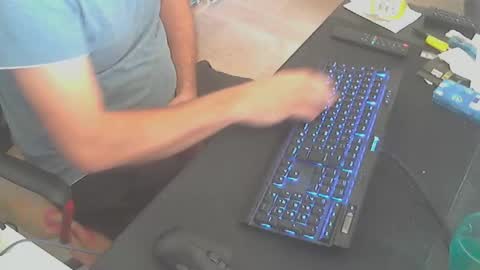 Snapshot of biparislove chatting on September 18, 2025, 12:40 pm BigDick online show from September 18, 2025, 12:40 pm