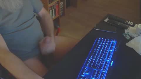 Snapshot of biparislove chatting on February 1, 2026, 9:35 pm BigDick online show from February 1, 2026, 9:35 pm