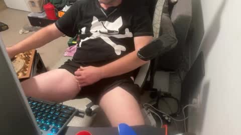 bisexqldniteowl online show from July 19, 2026, 6:50 am