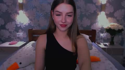 Snapshot of bitter__peach chatting on April 27, 2026, 5:33 pm Margo online show from April 27, 2026, 5:33 pm